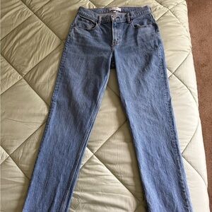 Abercrombie & Fitch Curve Love 90’s Straight Mid Rise Jeans